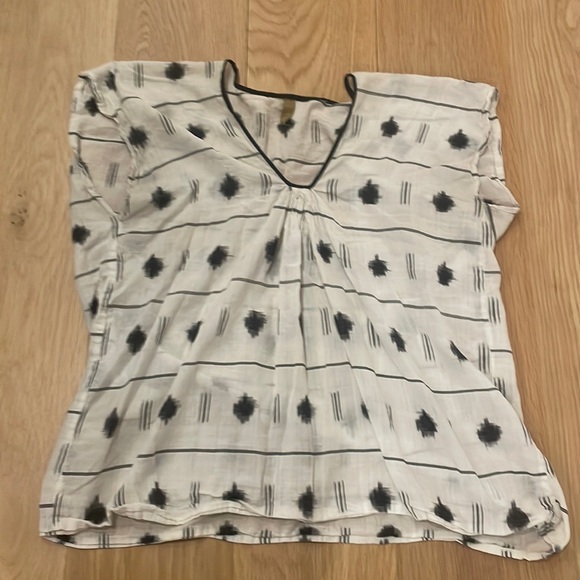 TWO New a York linen loose top - Picture 1 of 4